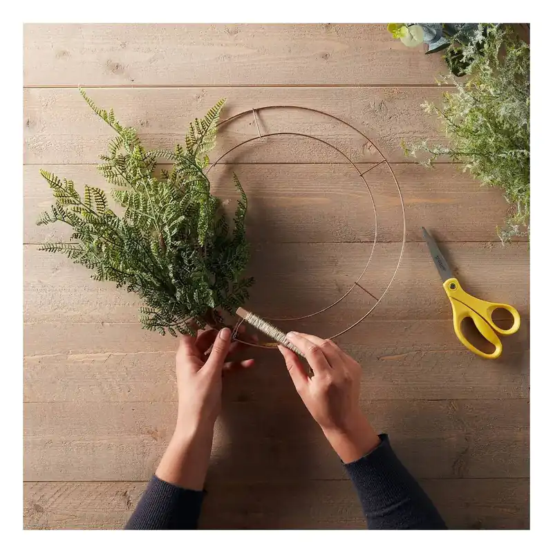 Best Seller Wire Wreath Frame 30.5cm